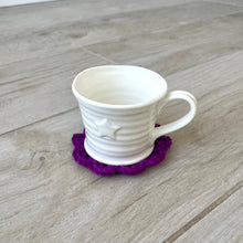 Load image into Gallery viewer, Flower Crochet Coasters