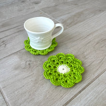 Load image into Gallery viewer, Flower Crochet Coasters