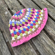 Load image into Gallery viewer, Crochet Bucket Hat