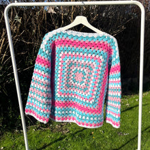 Load image into Gallery viewer, Crochet Jumper