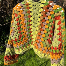 Load image into Gallery viewer, Crochet Cardigan