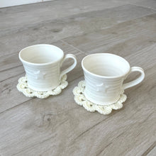 Load image into Gallery viewer, Flower Crochet Coasters