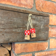 Load image into Gallery viewer, Upcycled Cork Mushroom