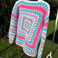 Load image into Gallery viewer, Crochet Jumper
