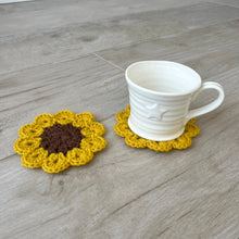 Load image into Gallery viewer, Flower Crochet Coasters
