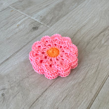 Load image into Gallery viewer, Flower Crochet Coasters