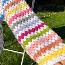 Load image into Gallery viewer, Daisy Crochet Cardigan