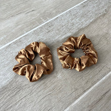 Load image into Gallery viewer, Bronze Scrunchie
