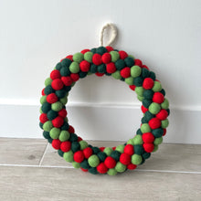 Load image into Gallery viewer, Felt Wreath
