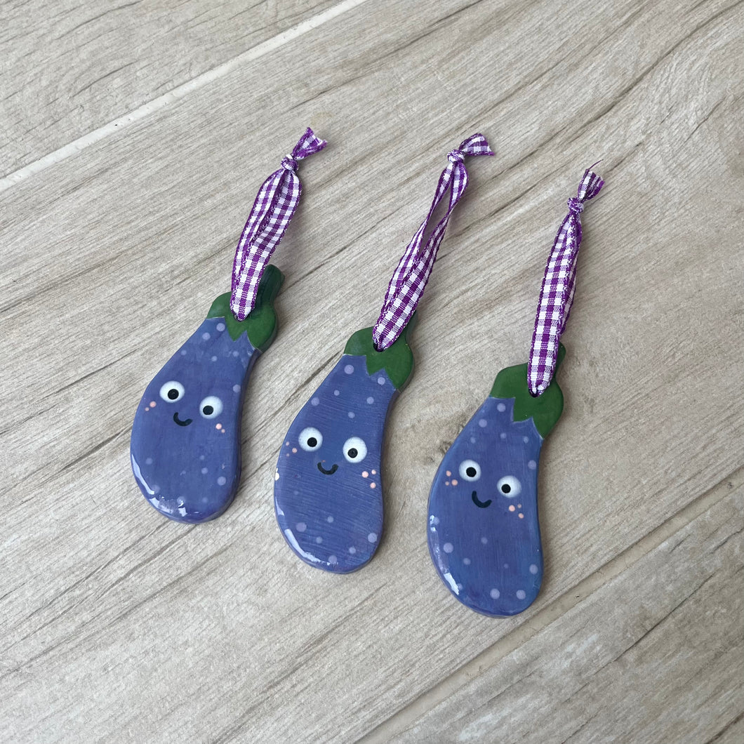 Aubergine Ceramic Tag