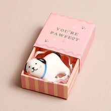 Load image into Gallery viewer, Oyster Matchbox Ceramic Token

