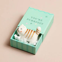Load image into Gallery viewer, Oyster Matchbox Ceramic Token
