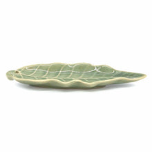 Load image into Gallery viewer, Leaf Incense Holder Green
