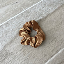 Load image into Gallery viewer, Bronze Scrunchie
