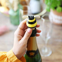 Load image into Gallery viewer, Bee Bottle Stopper
