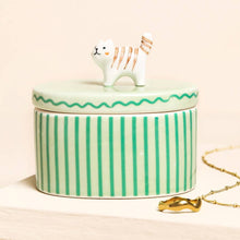 Load image into Gallery viewer, Cat Trinket Pot
