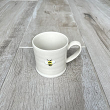 Load image into Gallery viewer, Bee Mug
